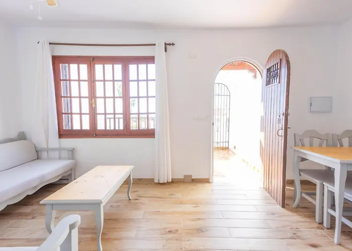 Gardens By Interhome Apartmán